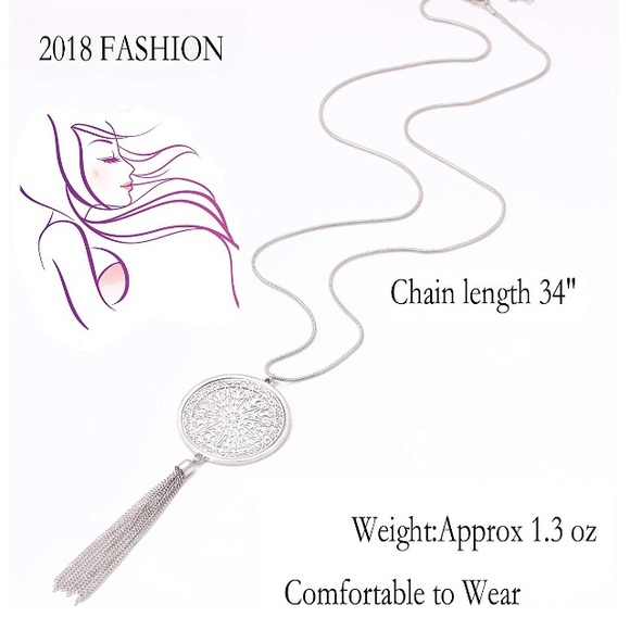 DISK TASSEL PENDANT NECKLACE Silver Tone NWT ❤️🎁 - Picture 4 of 6